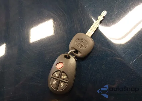 2012 Toyota Sienna Le V6 8 Passenger from USA, damaged, VIN 5TDKK3DC4CS237116